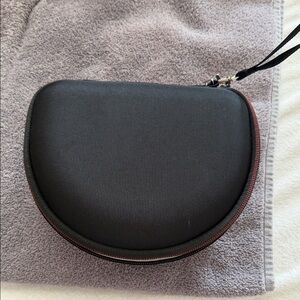 Compact Black and Red Phone Case